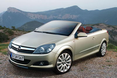 
Image Design Extrieur - Opel Astra Twintop (2006)
 