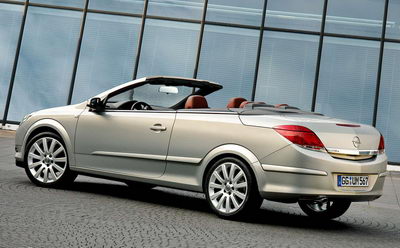 
Image Design Extrieur - Opel Astra Twintop (2006)
 